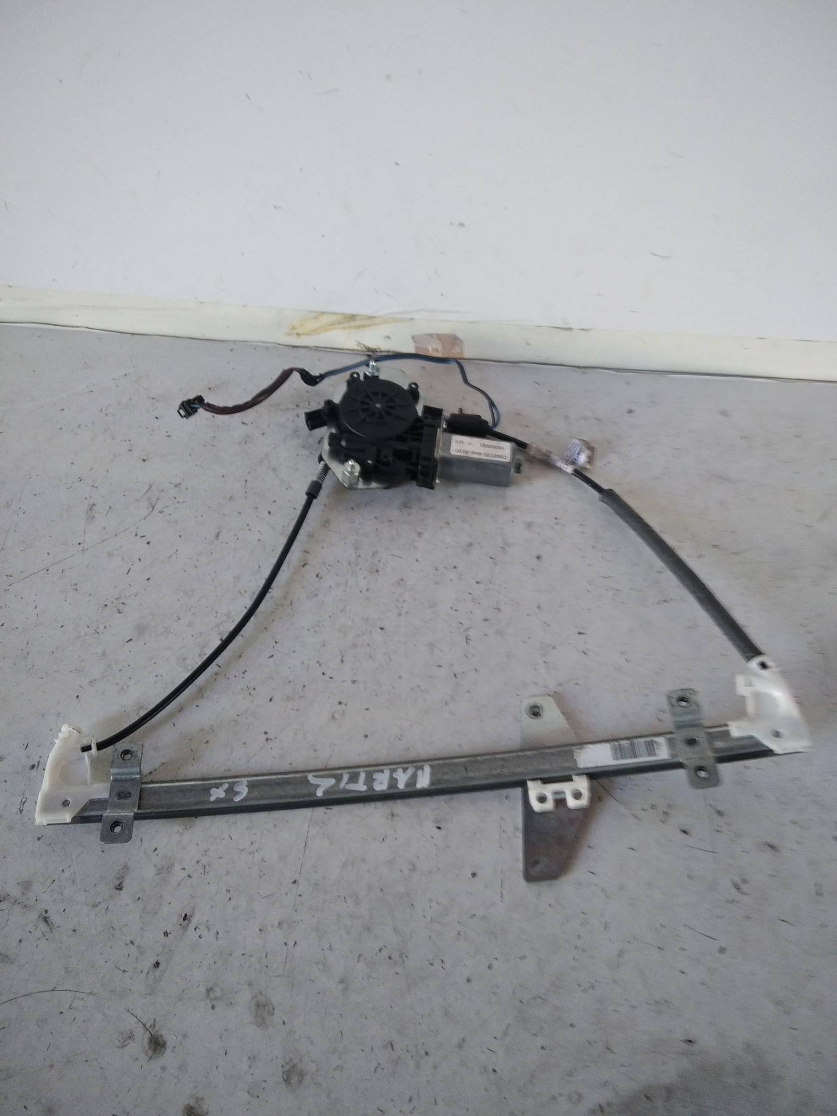 Alzacristallo elettr. porta ant. sx.